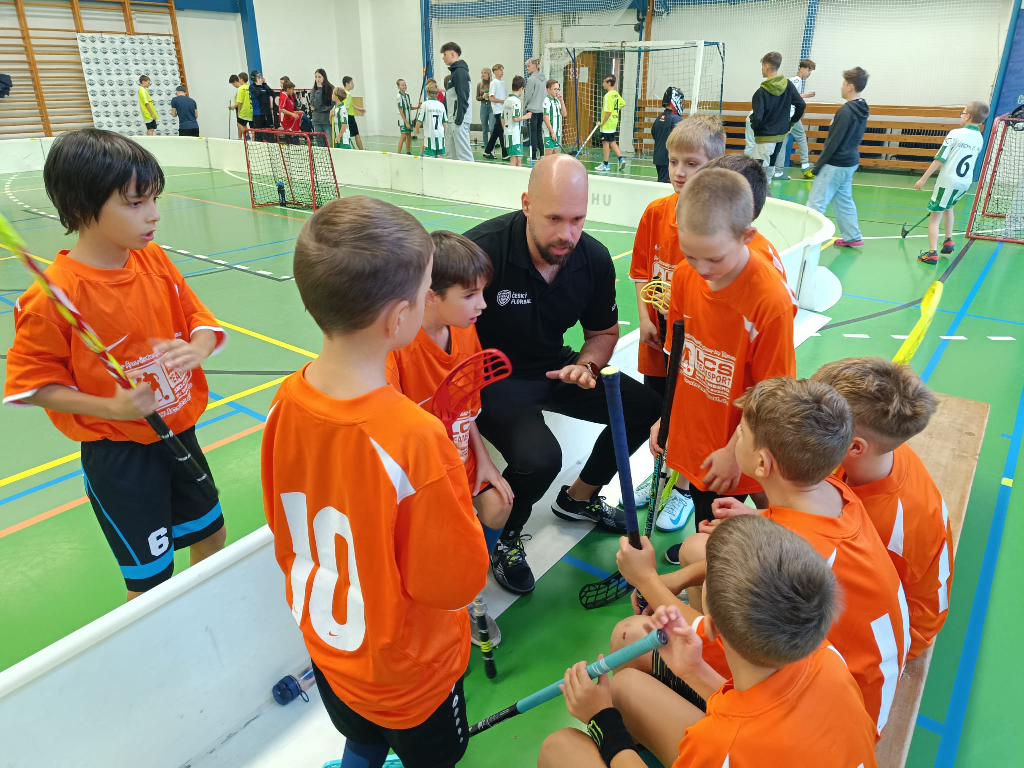 Florbalový turnaj 3. - 5. tříd
