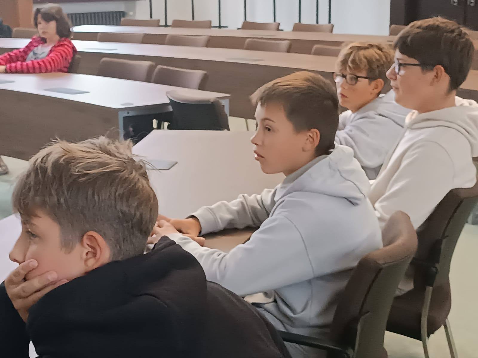 Naši žáci navštívili magistrát města Děčín