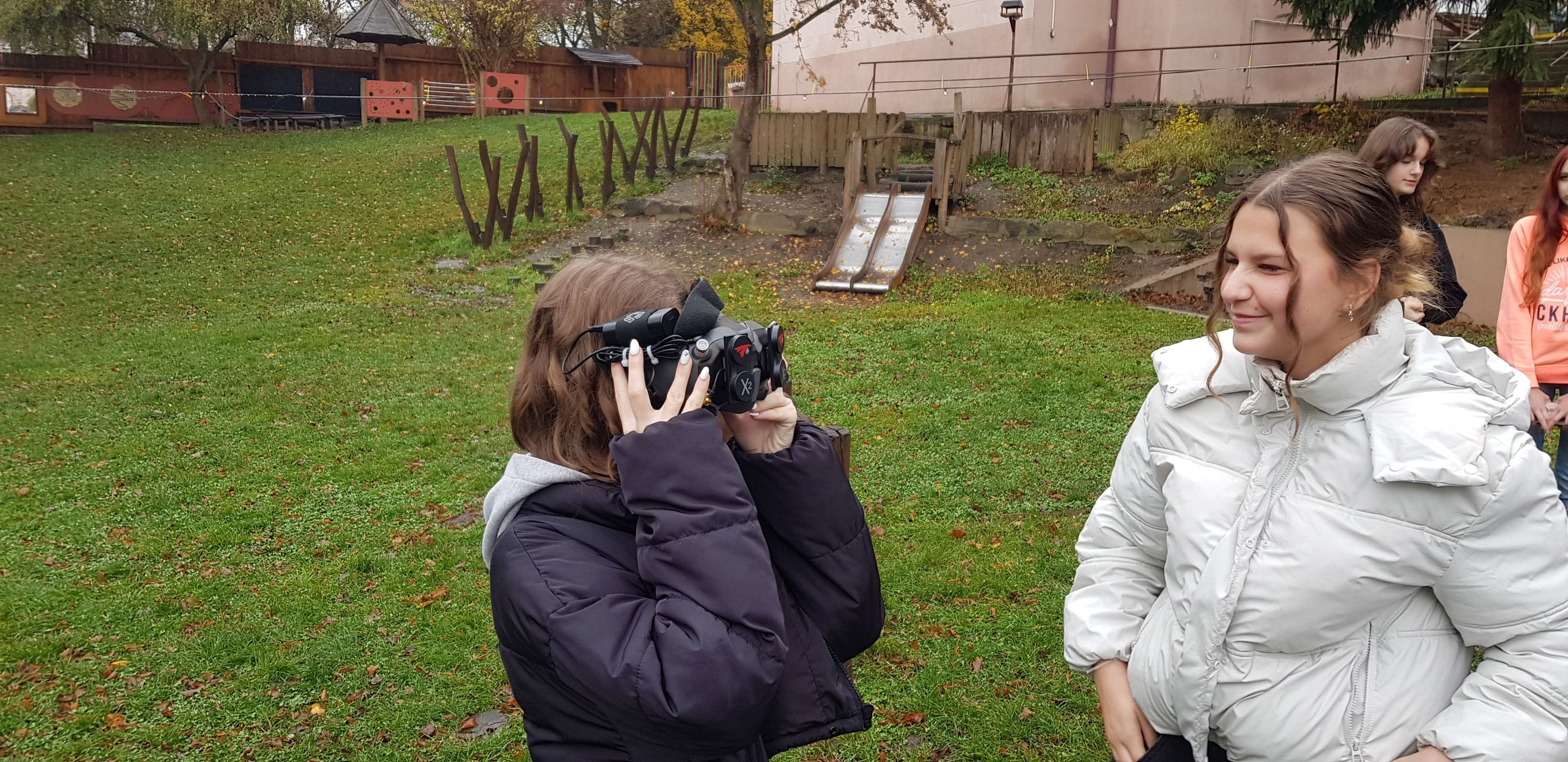 Beseda s pilotem dronů