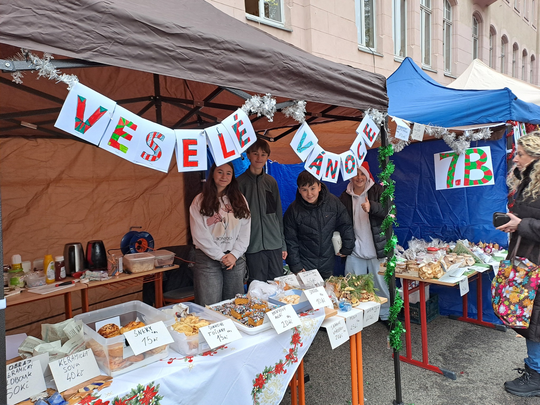 Vánoční trhy ZŠ Máchovo náměstí