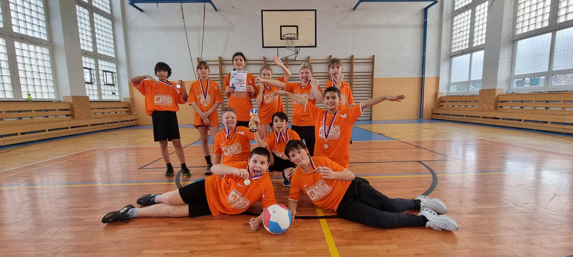 Stříbrný úspěch v přehazované